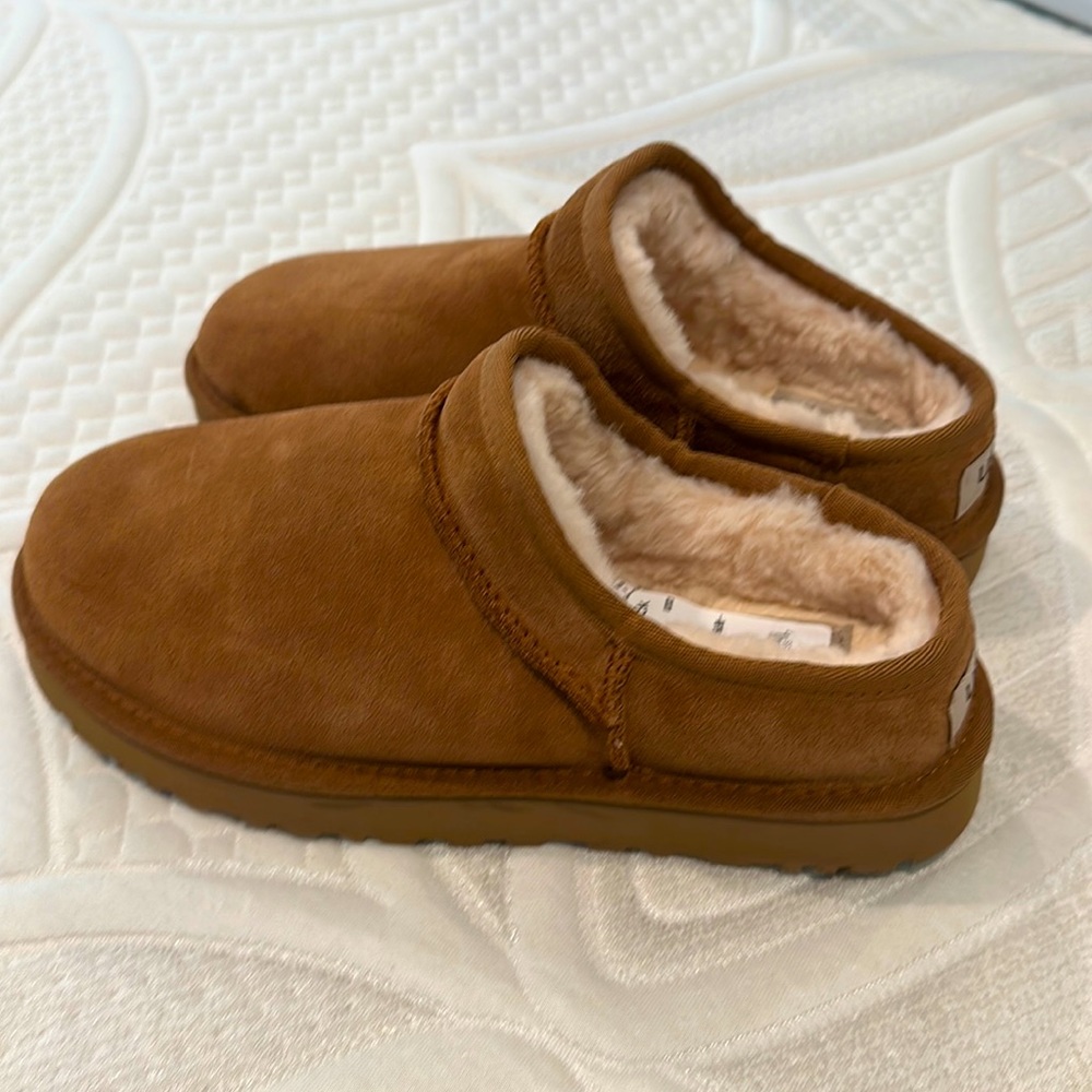 Uggs tazz slipper